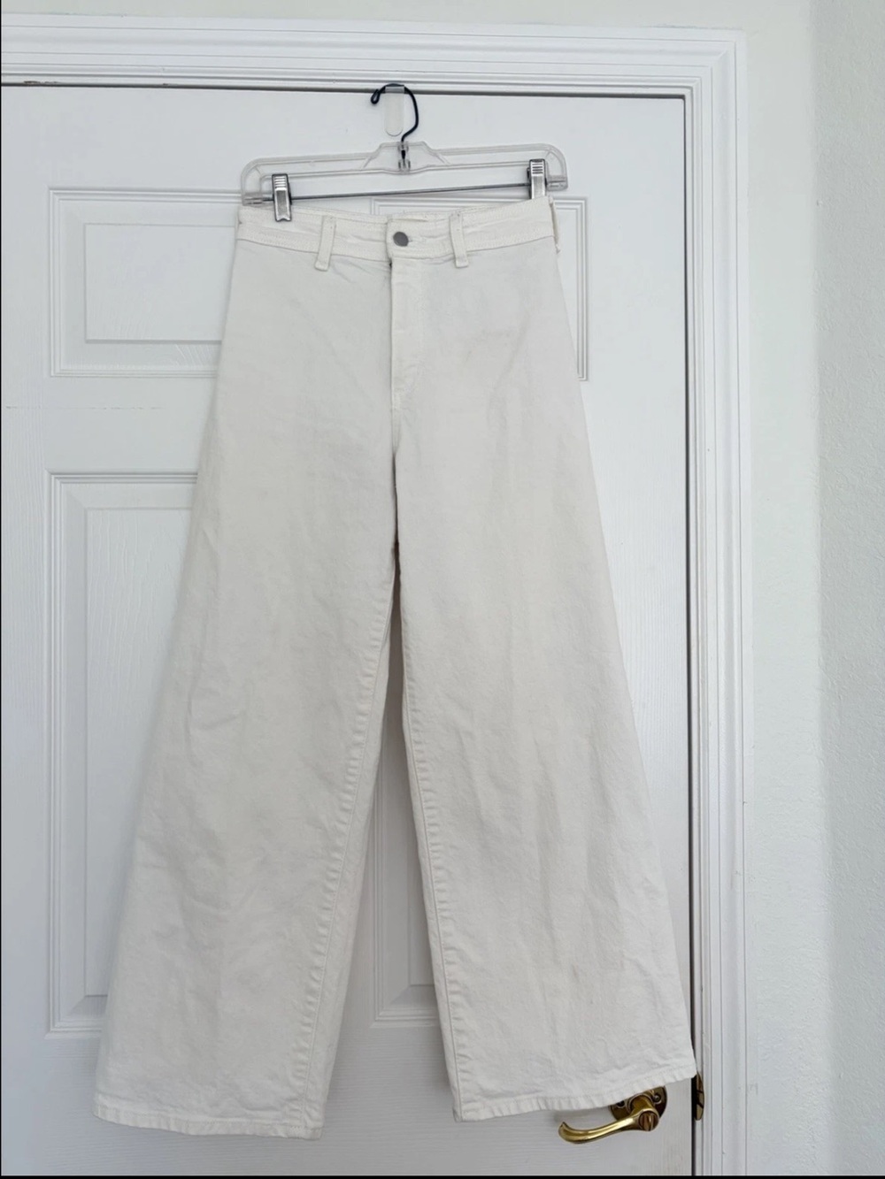 Universal Thread white Wide-Leg High-Rise Jeans